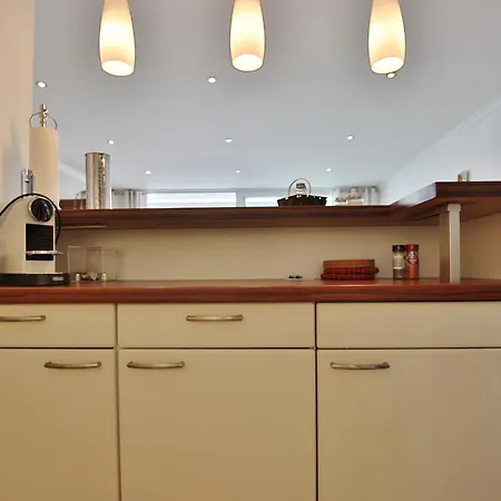 Haus Bergstraße 35 02 * Timmendorfer Strand